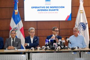 Ministro de Trabajo asegura 13 tiendas o empresas de la avenida Duarte violan la salud y seguridad de sus trabajadores
