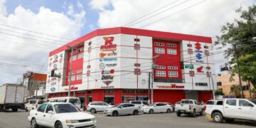 Desmantelan conexión irregular de empresa en sector Villas Agrícolas
