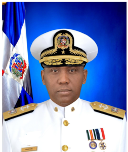 Abinader designa a Crisóstomo Martínez como nuevo comandante general de la Armada
