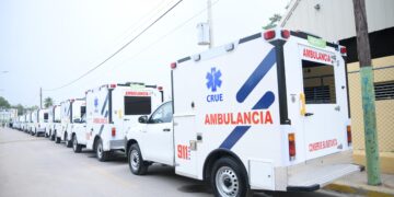 DAEH despliega 13 ambulancias con apertura del 911 en Pedernales