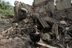 Elevan a más de 2.200 los muertos y más de 3.600 los heridos en el terremoto de Afganistán