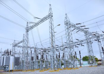 Edeeste reforzará el suministro eléctrico en la Jacobo Majluta con puesta en servicio de nuevo circuito