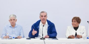 Abinader pasa balance a obras en curso, define prioridades para el 2026