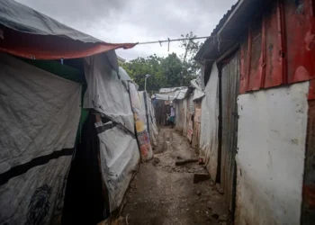 Aumenta la preocupación en los campamentos de desplazados en Haití por el huracán Melissa
