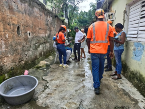 Casi medio centenar de personas en albergues en el país por la tormenta Melissa