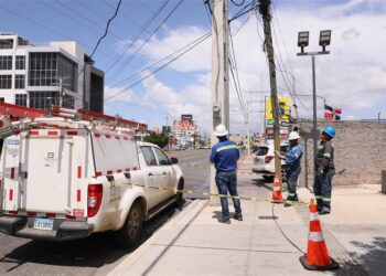 EDEESTE normaliza más de 22 mil clientes y desmantela cerca de 8 mil conexiones ilegales durante septiembre