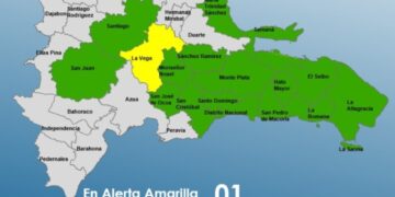 COE mantiene a La Vega en alerta amarilla y otras 16 provincias en verde por onda tropical
