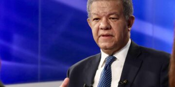 Leonel en favor de los trabajadores: “el salario no debe ser botín del fisco”