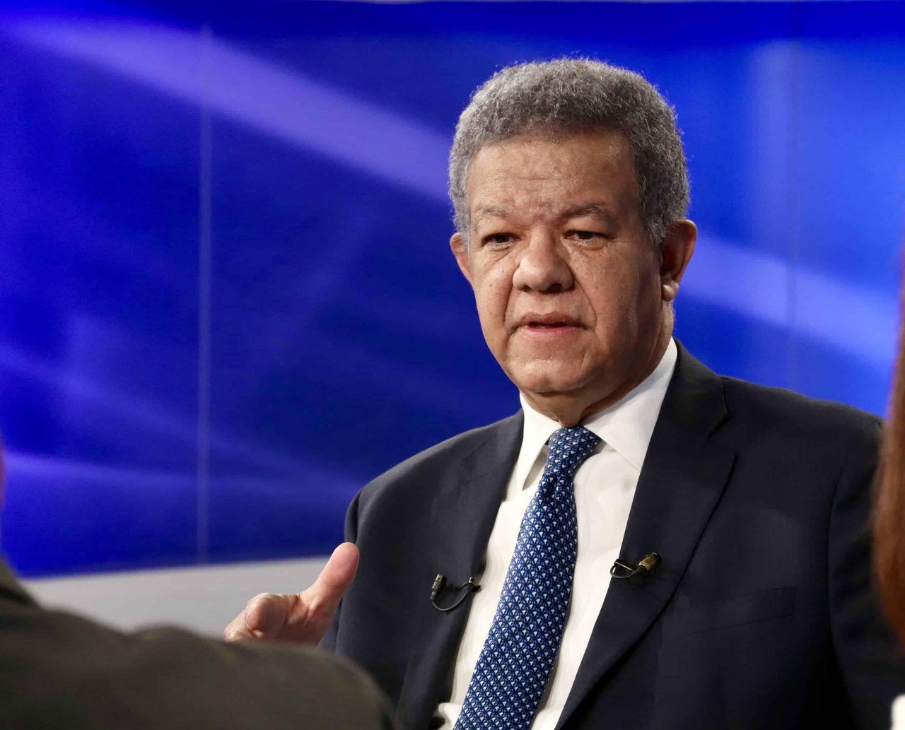 Leonel Fernández: "Las encuestas todavía no me mandan al retiro"