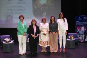 MESCyT y UNICDA celebran panel sobre el liderazgo y trascendencia de la mujer en la educación superior dominicana