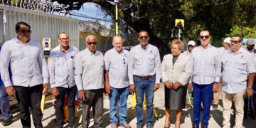 Gobierno impactará a más de 10 mil personas en segundo proyecto de titulación en Los Mina