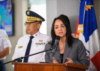 Gobierno flexibiliza horarios de venta de alcohol para Navidad y Año Nuevo