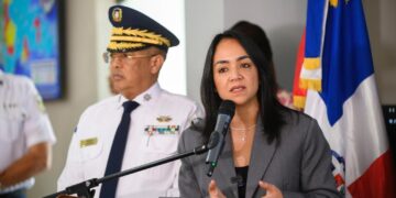 Gobierno flexibiliza horarios de venta de alcohol para Navidad y Año Nuevo