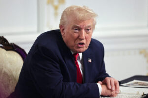 Trump insiste en que los ataques en territorio venezolano comenzarán "muy pronto"