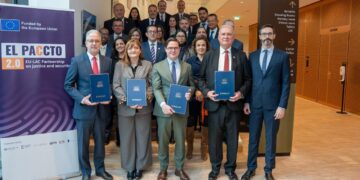 Procuraduría General firma acuerdo con Eurojust para la lucha contra el crimen organizado