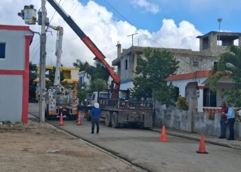 EDEESTE desmantela fraude eléctrico y retira transformador a procesadora de carnes en Higüey