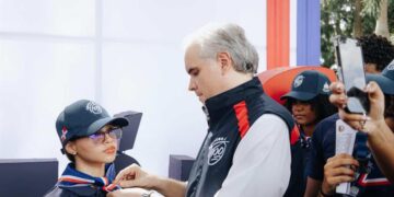 Agentes al 100 lideran segunda misión de voluntariado cívico en honor al natalicio de Juan Pablo Duarte