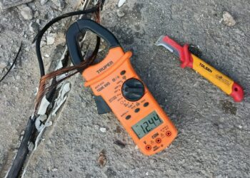 Edeeste detecta conexión ilegal soterrada en edificio de apartamentos en La Romana