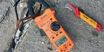 Edeeste detecta conexión ilegal soterrada en edificio de apartamentos en La Romana