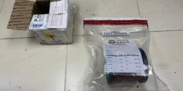 Incautan rollo de alambre lleno de un líquido presuntamente cocaína