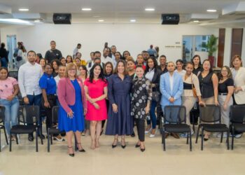 UFHEC realiza charla sobre prevención de la conducta suicida