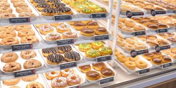 Krispy Kreme abrirá en Santiago su primer Doughnut Theater fuera del Gran Santo Domingo