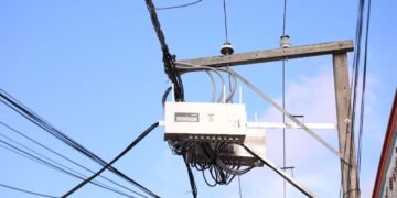 EDEESTE fortalece la gestión del servicio eléctrico con el Sistema de Medición Concentrada en Altura