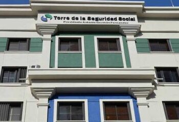 CNSS aclara que no ha aprobado cambios en la compra de medicamentos de alto costo