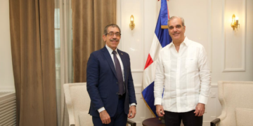 Presidente Luis Abinader recibe al rector electo de la UASD