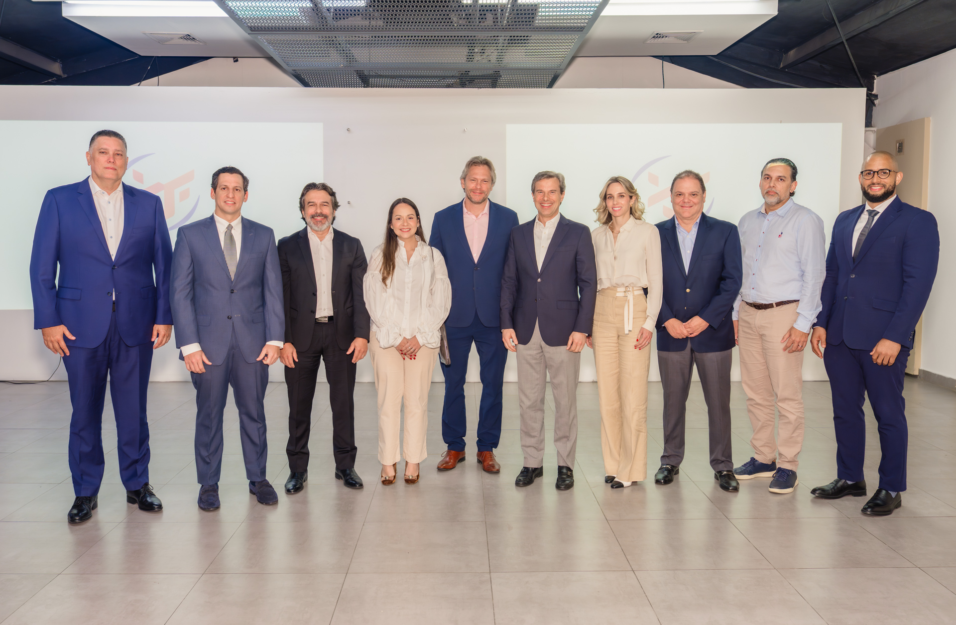 Marco Cabral es reelegido presidente de AZOCIBAO para el período 2026-2027