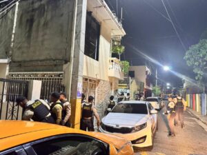 Allanamientos DN: Seis personas detenidas y cientos de gramos incautados
