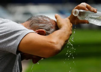 Polvo del Sahara eleva las temperaturas este martes; se esperan lluvias en algunas provincias