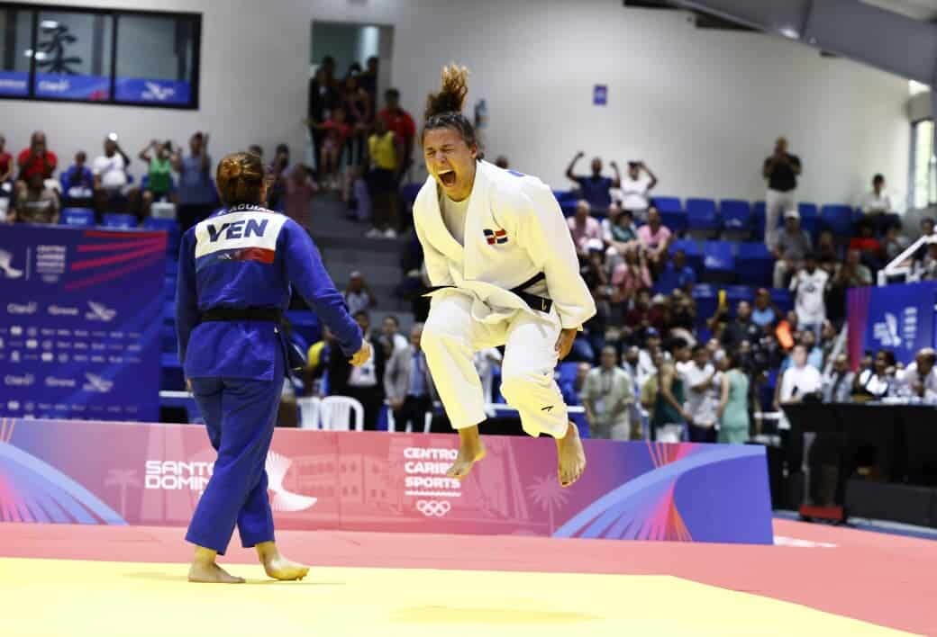 Atletas logran medallas de Oro en Juegos Centroamericanos y del Caribe
