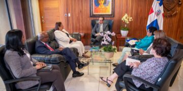 Rector de la UASD recibe a cónsul dominicana en Marsella para fortalecer formación de la diáspora