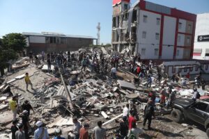 Al menos 18 muertos en la ciudad colombiana de Pereira por el terremoto