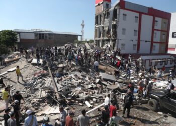 Al menos 18 muertos en la ciudad colombiana de Pereira por el terremoto