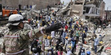 El Gobierno colombiano confirma al menos 239 muertos y 3,755 heridos por el terremoto