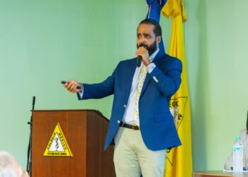 Medicsleep ofrece conferencia  sobre el sueño y el descanso del adulto mayor