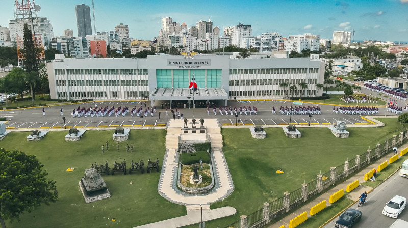 Ministerio de Defensa investigará cómo llegaron municiones calibre 50 a banda haitiana 400 Mawozo