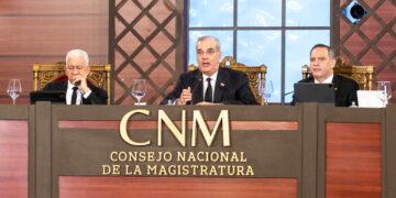 Abinader plantea eliminar término “doméstica” por considerarlo despectivo